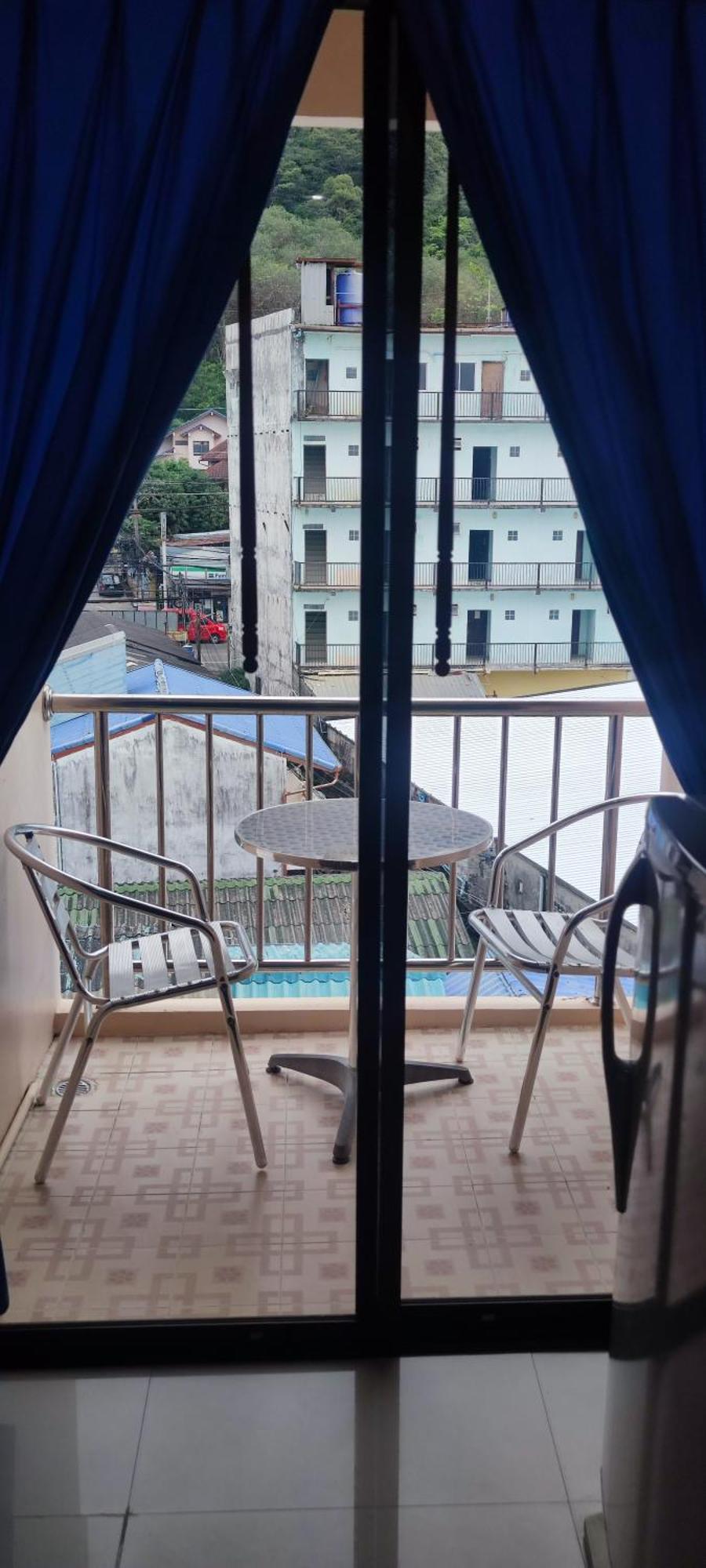 G&B Guesthouse Patong Esterno foto