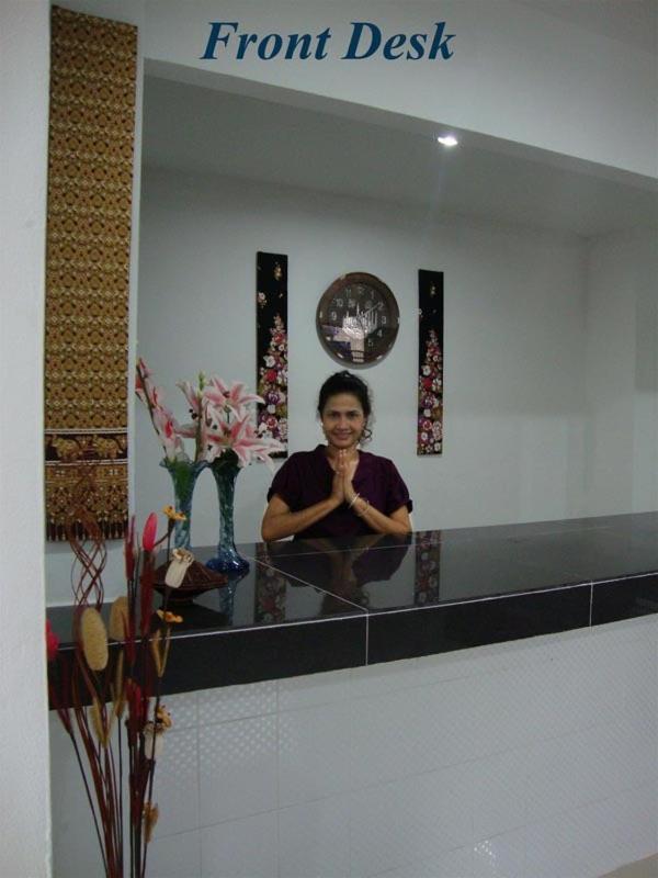 G&B Guesthouse Patong Esterno foto