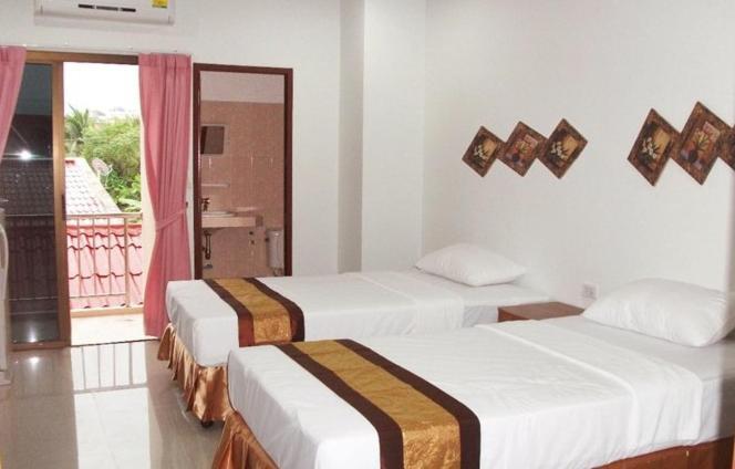 G&B Guesthouse Patong Esterno foto