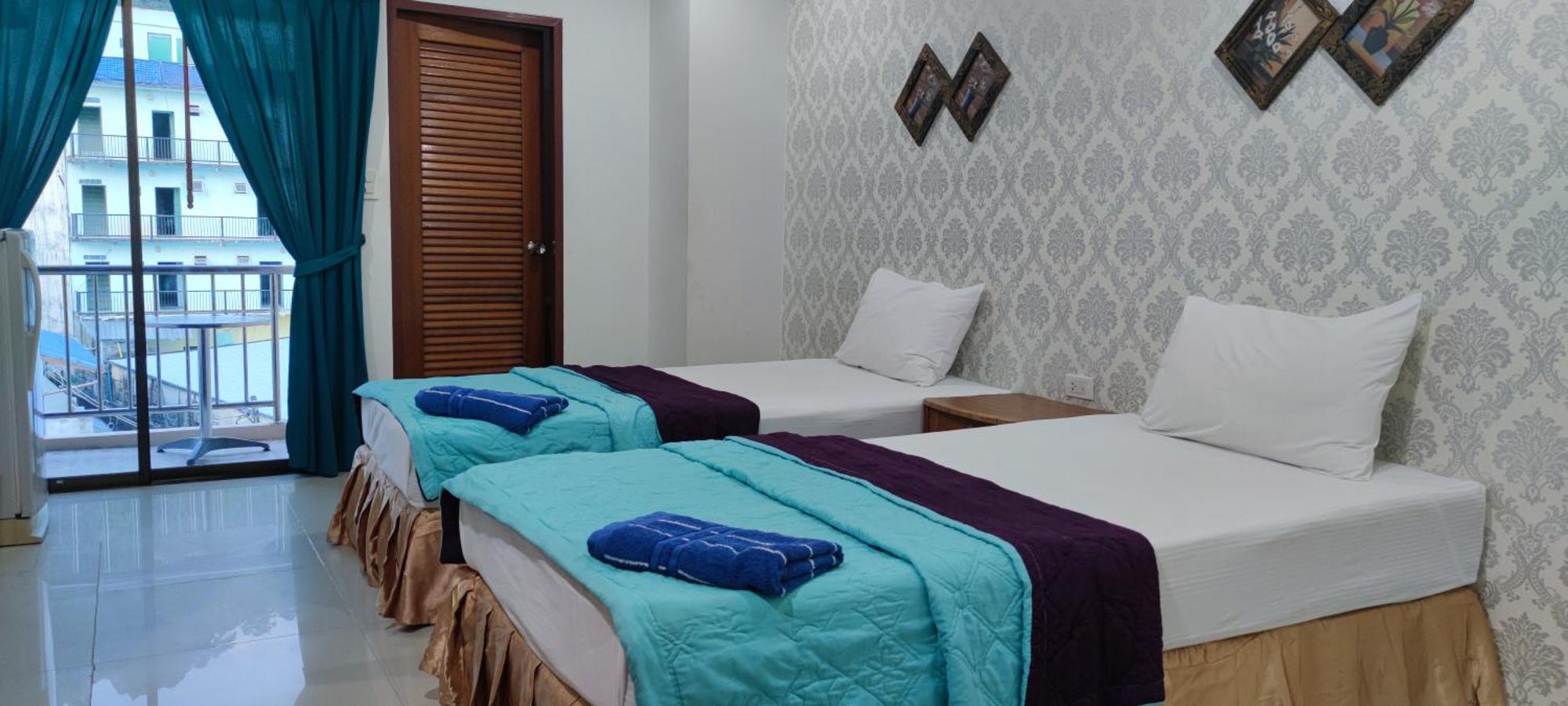 G&B Guesthouse Patong Esterno foto